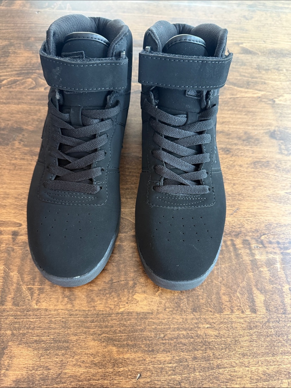 Fila Men's Black Vulc 13 High Top Sneakers Size 6